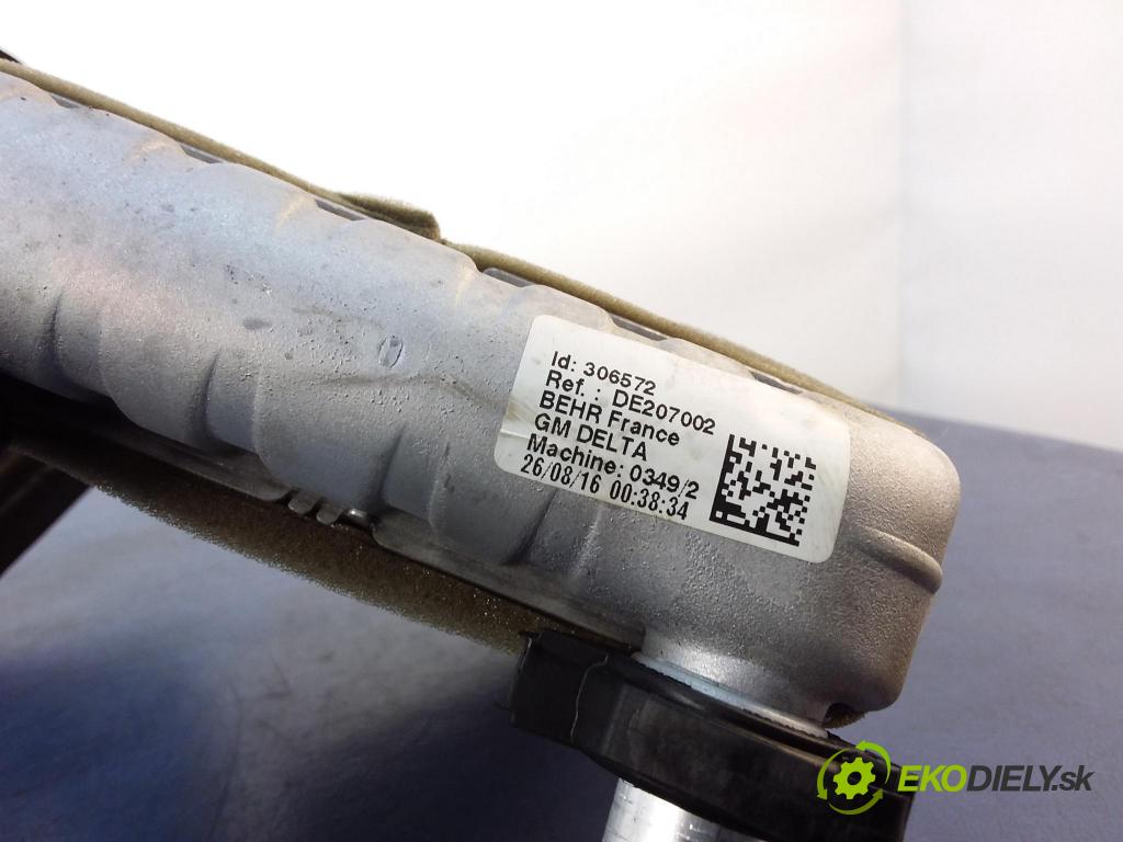 Opel Astra 2016 chladič Voda: DE207002