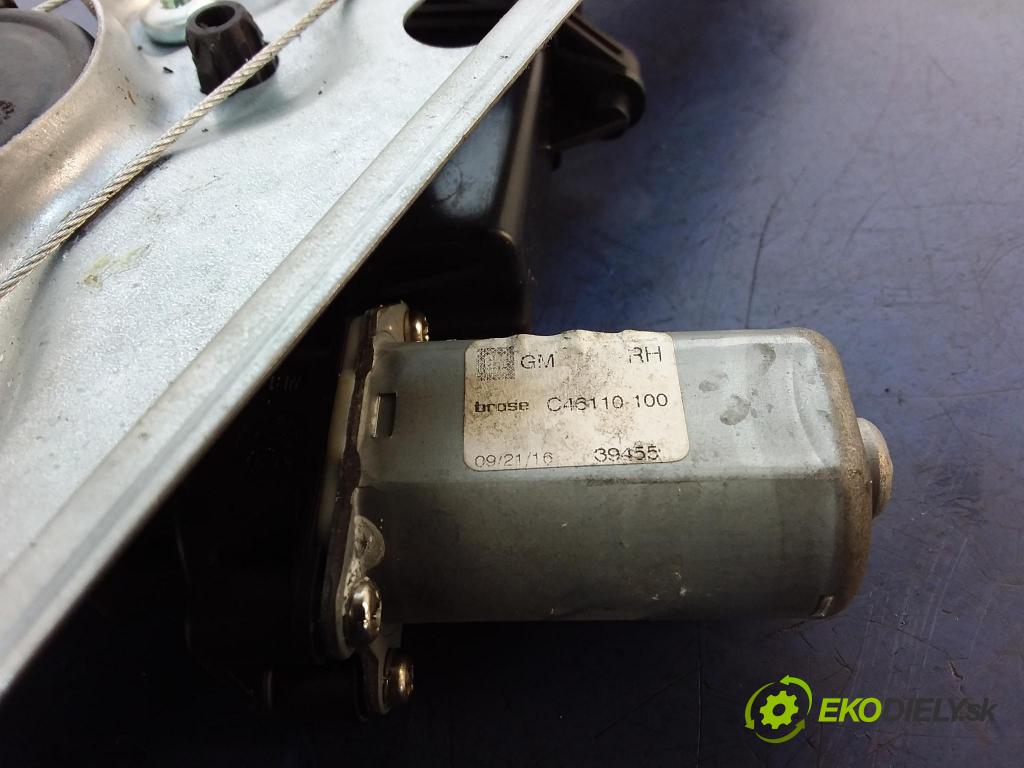 Opel Astra 2016 mechanismus stahování Sklenka: Zad: v pravo: 13406678