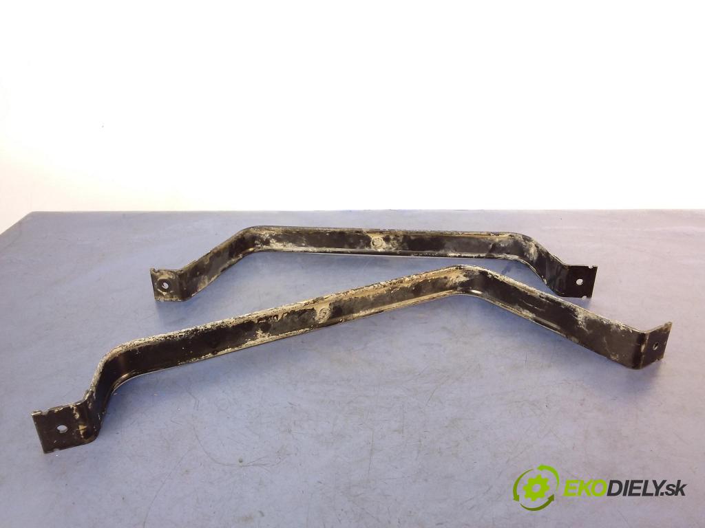 Opel Astra 2016 Nádrž: paliva