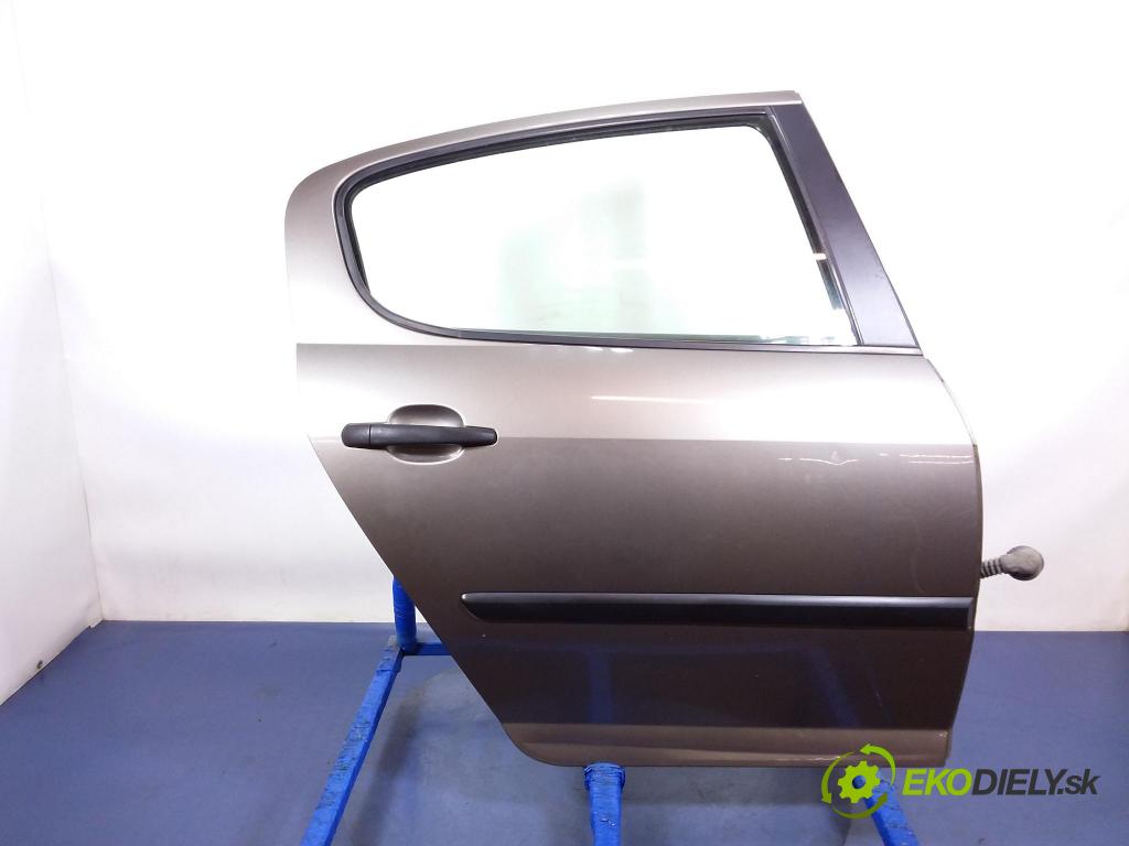 Peugeot 407 2005 dveře Zad: prave