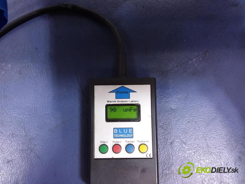 Peugeot 407 2005 dveře Zad: prave