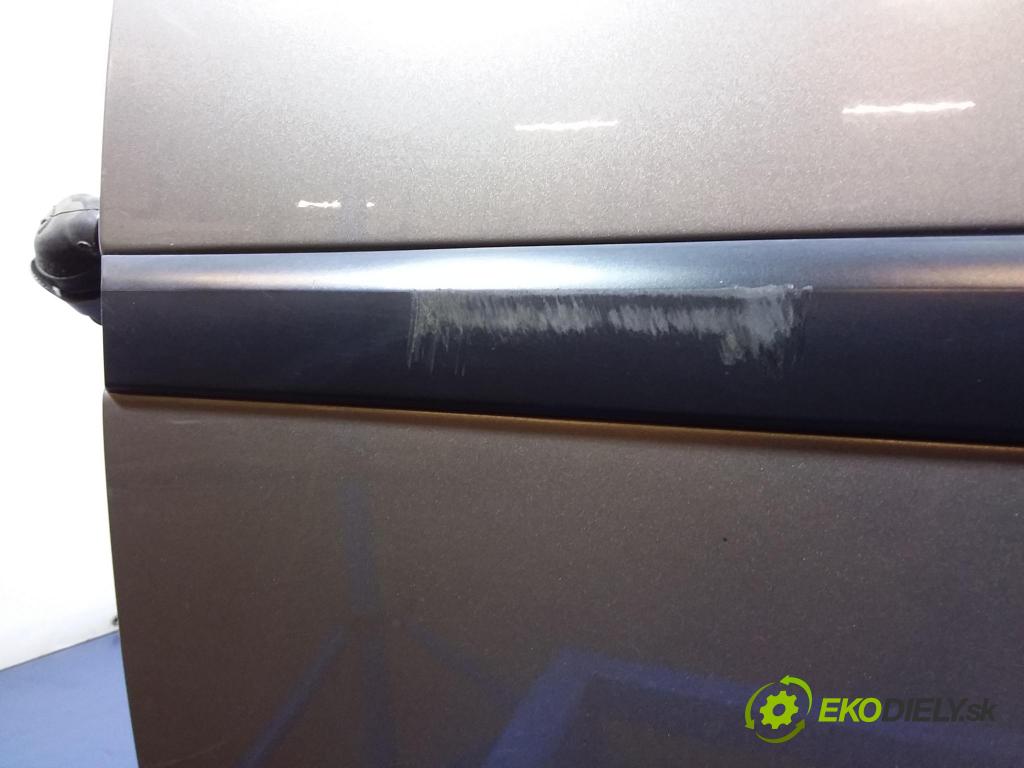 Peugeot 407 2005 dveře Zad: Vlevo, odjet: