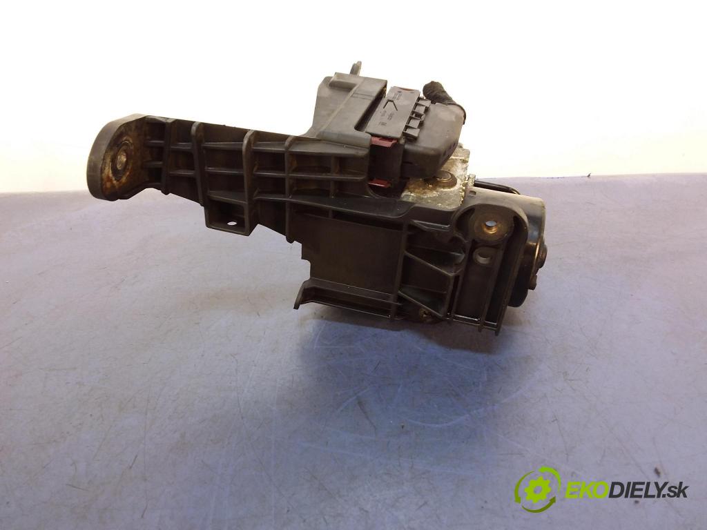 Opel Astra 2009 čerpadlo ABS x 13246535