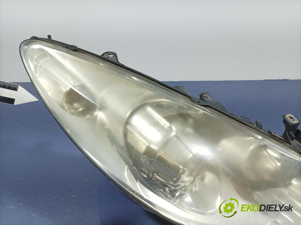 Peugeot 307 2007 Reflektor: Vľavo: 9681832280