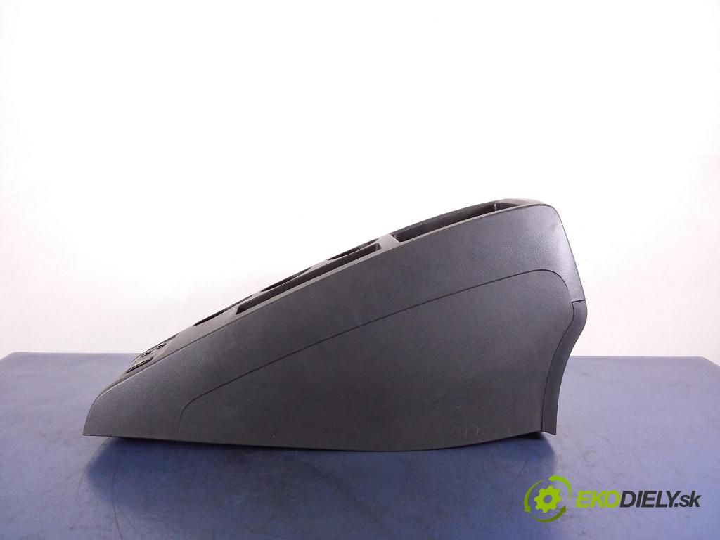 Toyota Corolla verso 2005 Tunel: Střední: 58911-0F010