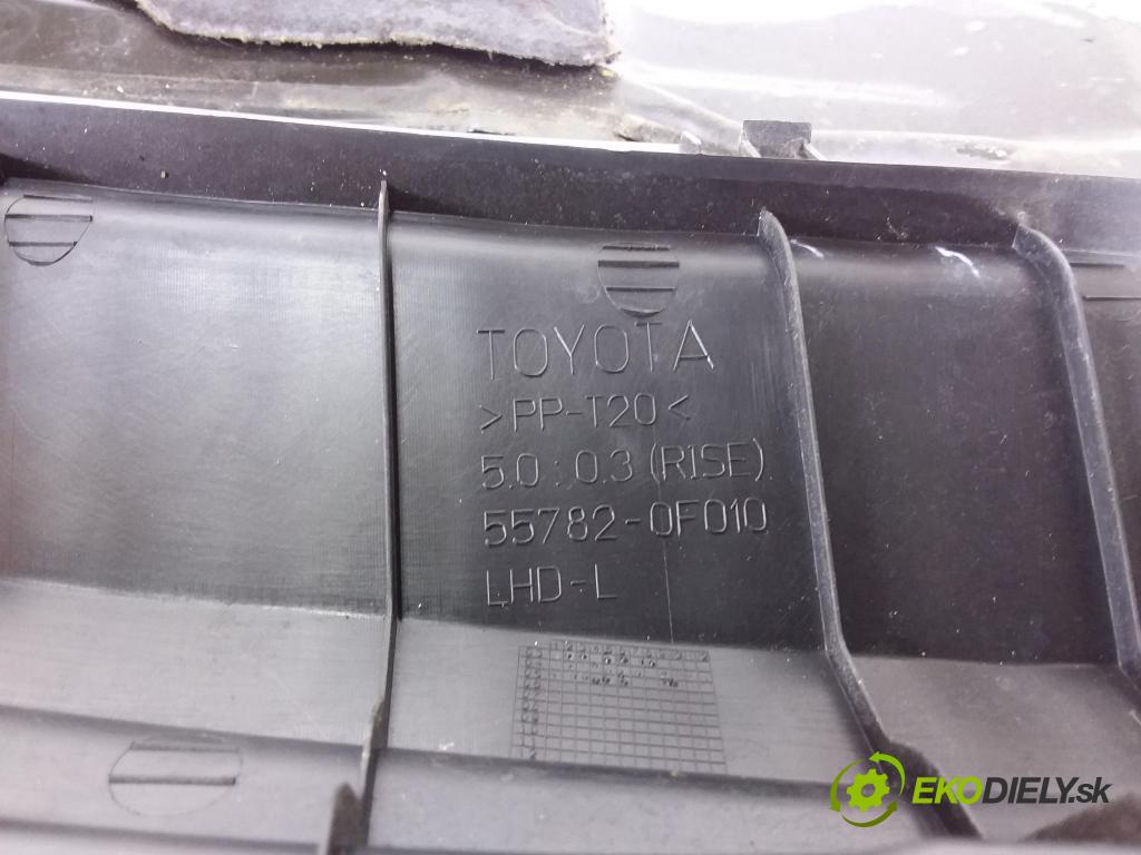 Toyota Corolla verso 2005 torpédo 55782-0F010