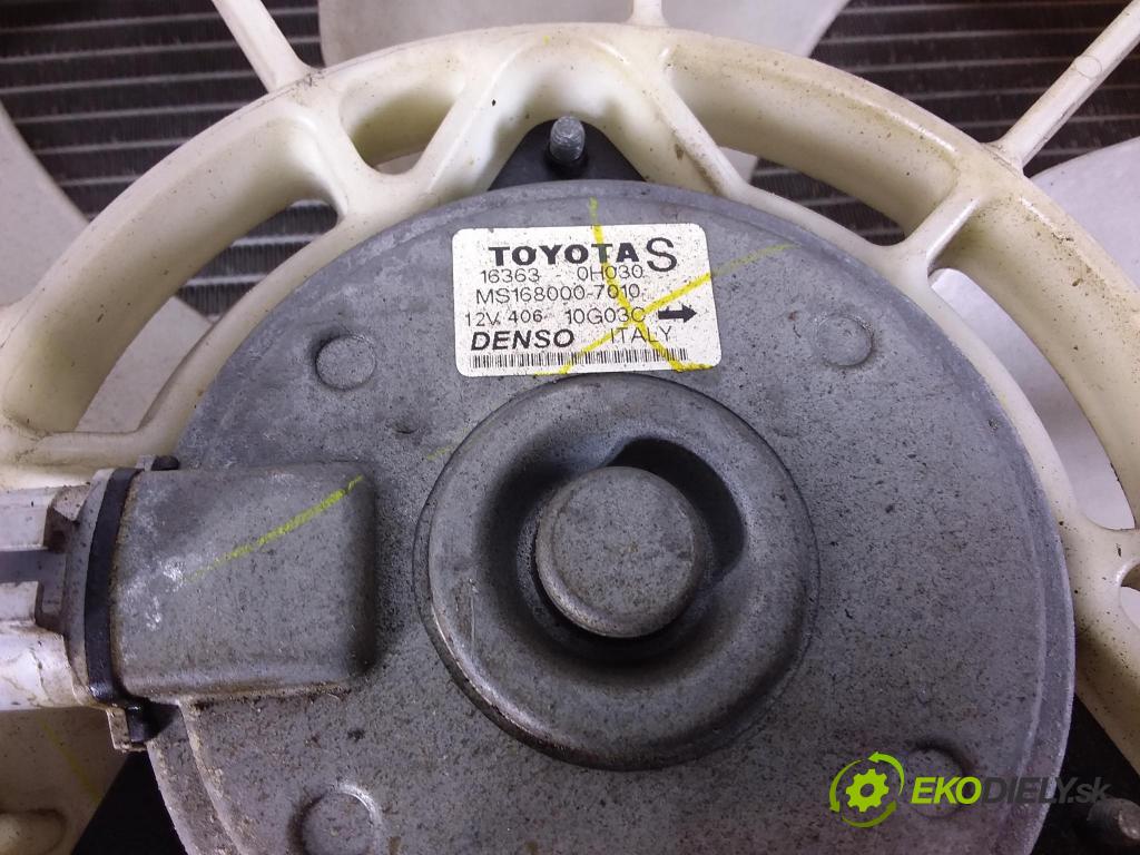 Toyota Corolla verso 2005 chladič Voda: 