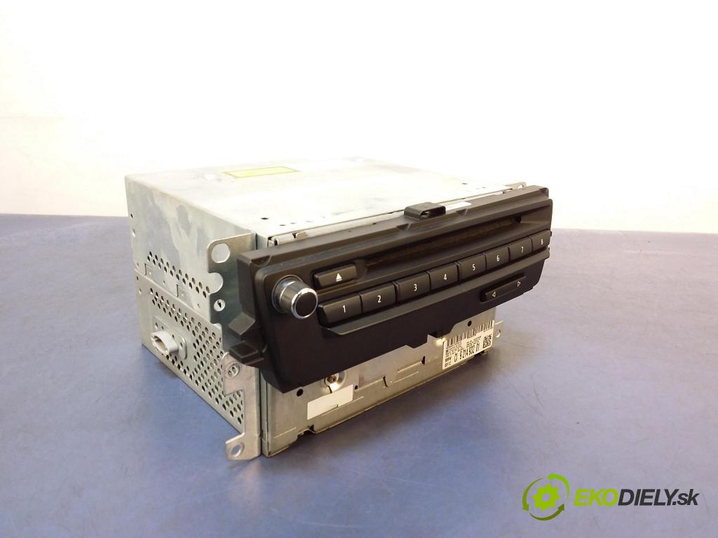 Bmw Seria 3 2011 Radio I Navigácia: 9214932
