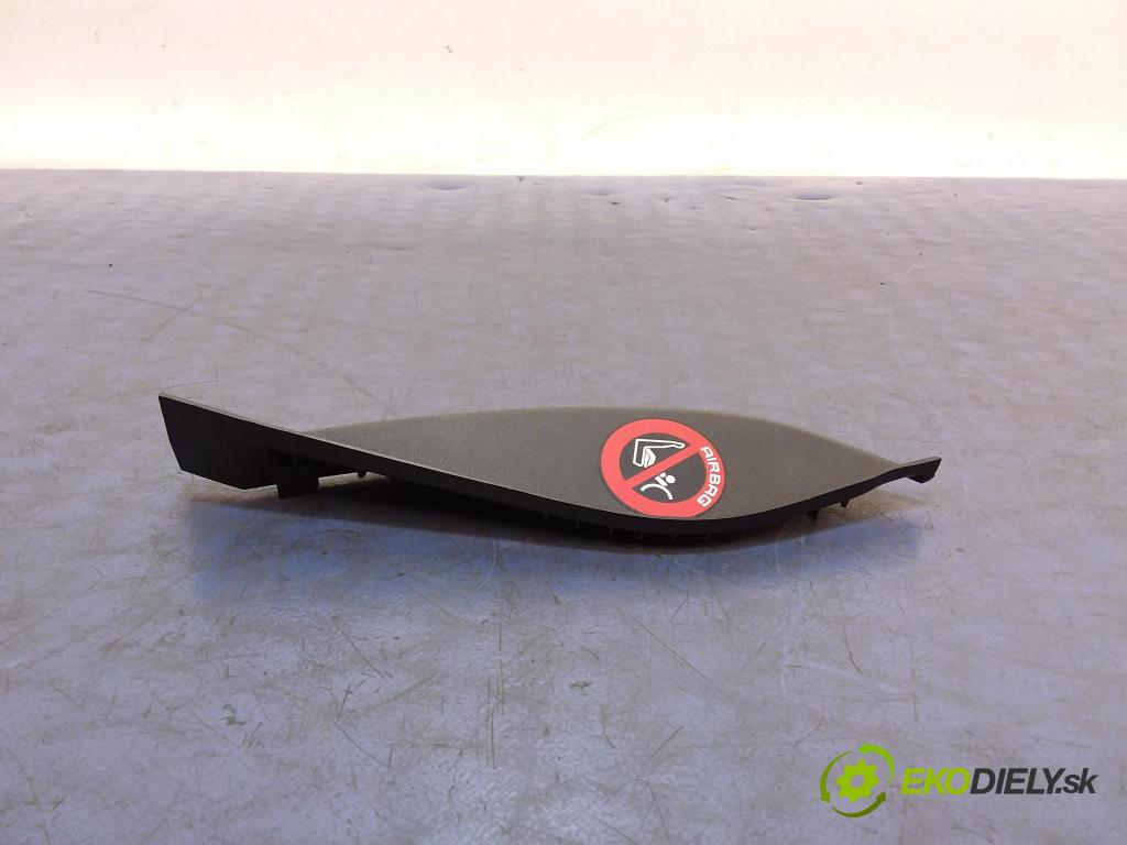 Opel Zafira 2006 kokpit,pristrojová doska