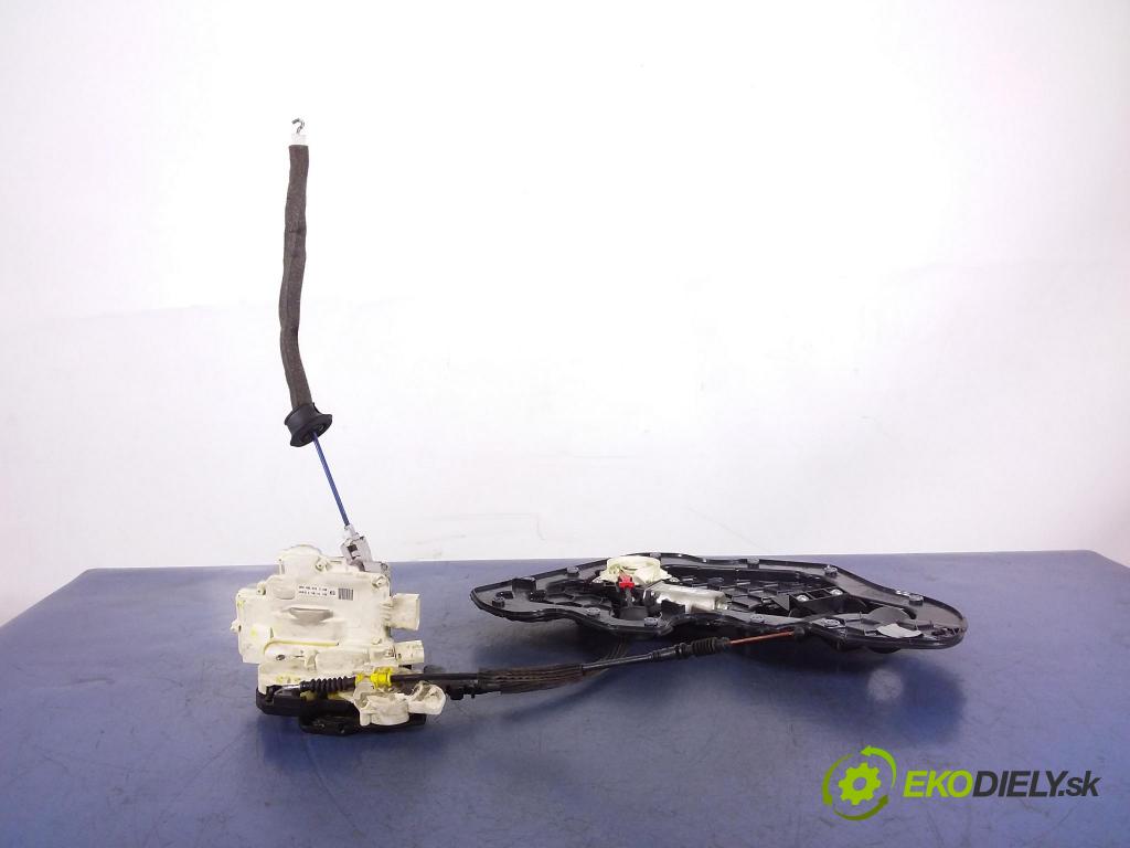 Audi A8 2013 zámek dveře Zad: v pravo: 4H0839016C