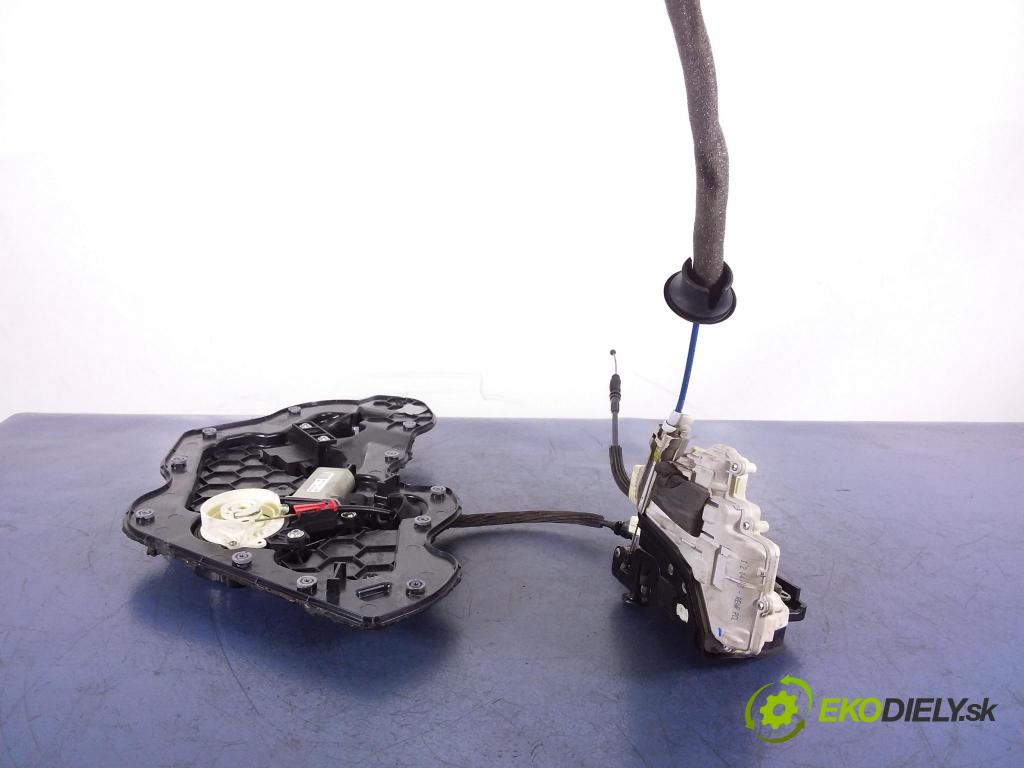 Audi A8 2013 zámek dveře Zad: v pravo: 4H0839016C