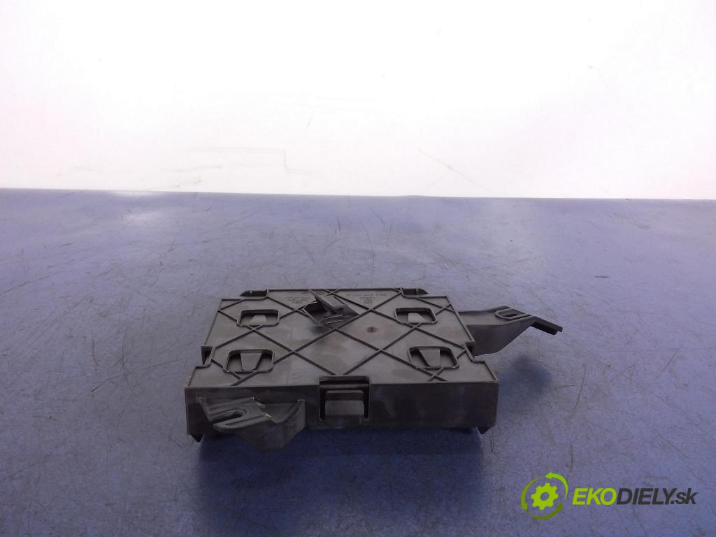 Audi Q5 2016 riadiaca jednotka Komfortu 8K0907064KE