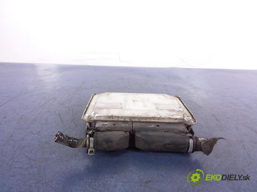 Seat Leon 2000 riadiaca jednotka Motor: 06A906032CR