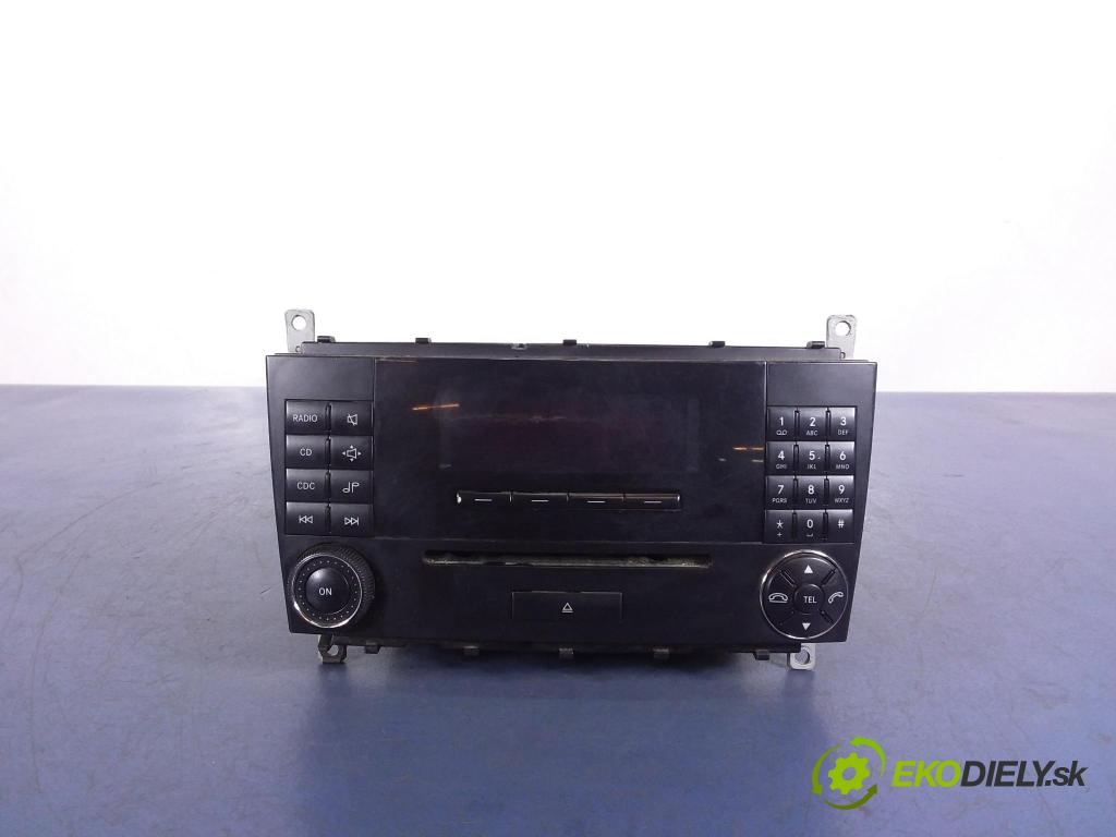 Mercedes C-klasa 2004 Radio I Navigácia: A2038273842