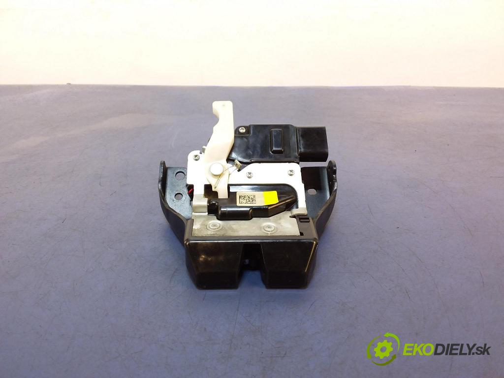 Kia Xceed 2020 zámek Klapky: kufr