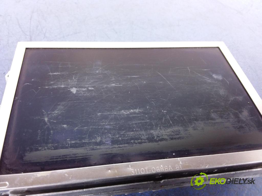 Mercedes C-klasa 2011 Zobrazit: Rádio: / GPS A1729008500
