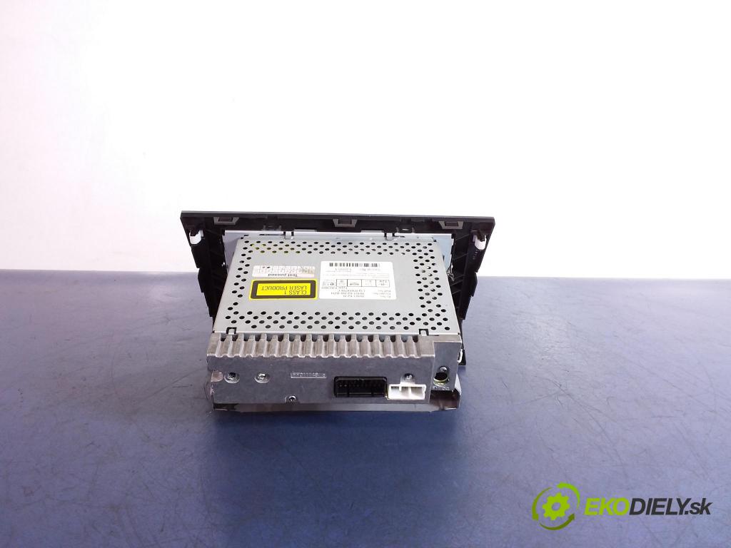Suzuki Swift 2005 Radio I Navigácia: 39101-62J0