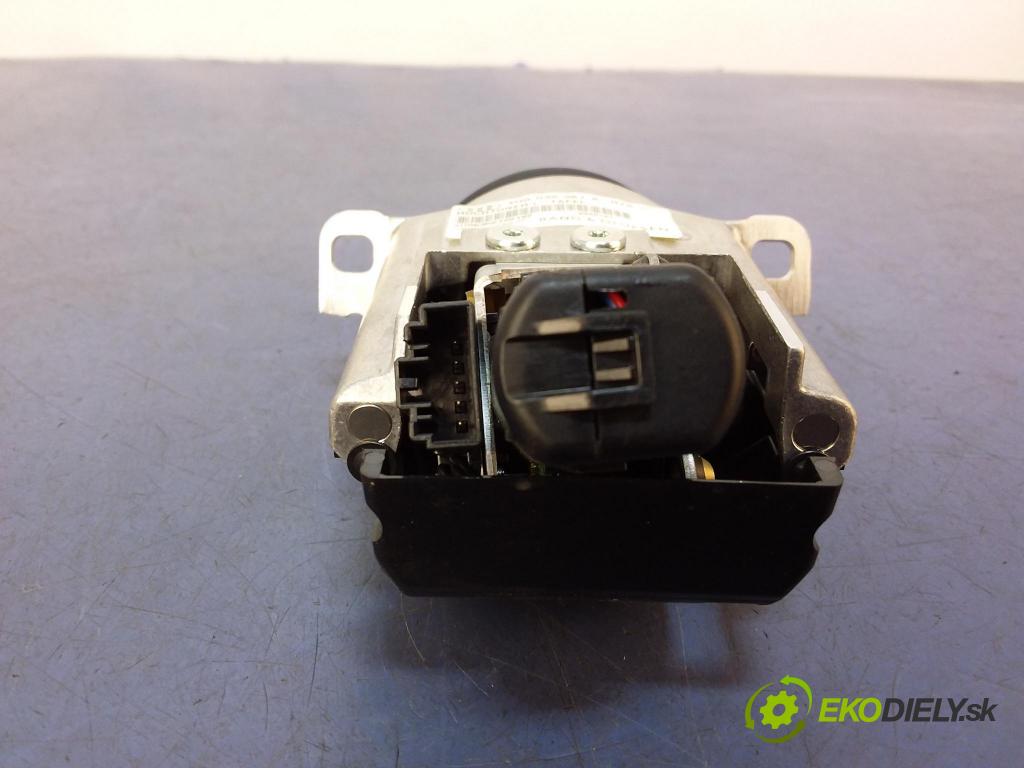 Audi A8 2014 Reproduktor / Subwoofer: 4H0035361A