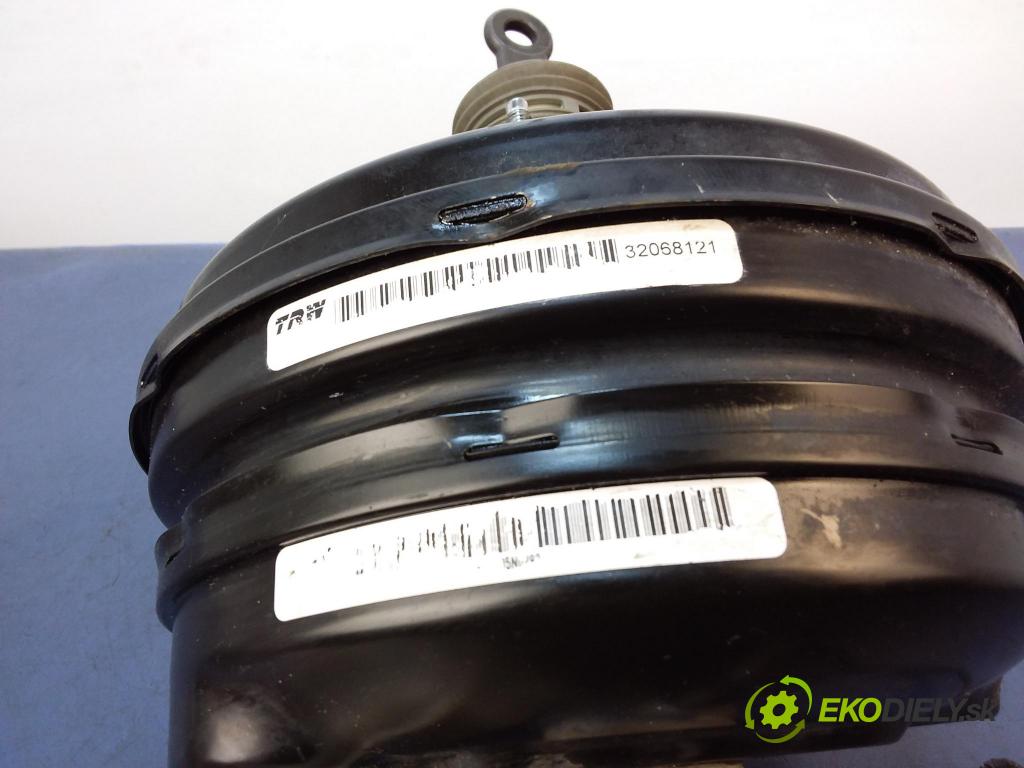 Dodge Charger 2006 servo Brzdní: 32068121