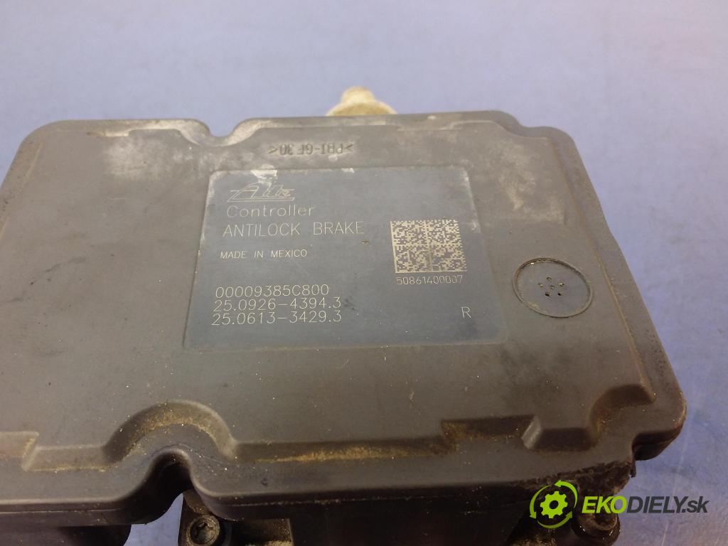 Dodge Charger 2006 servo Brzdní: 32068121
