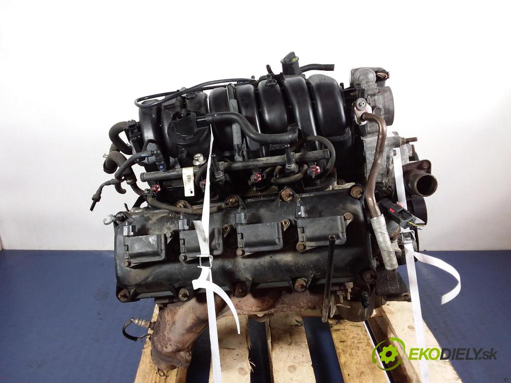 Dodge Charger 2006 motor Benzín EZB