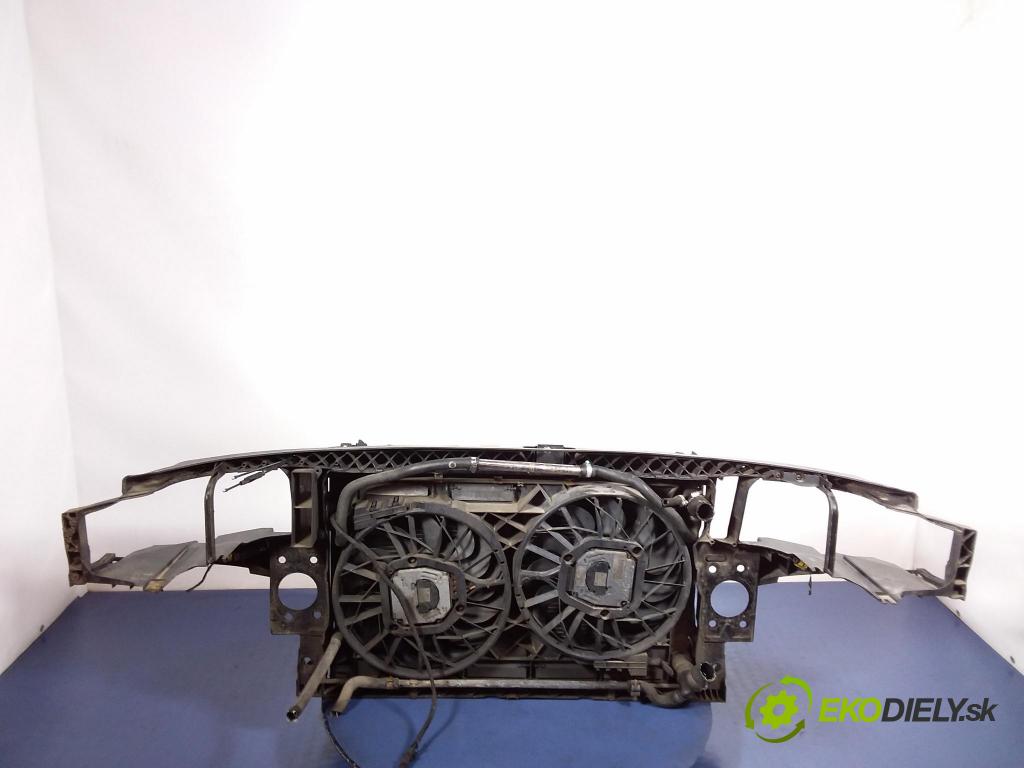 Audi A8 2002 výztuha Čelní / stěna Přední 
