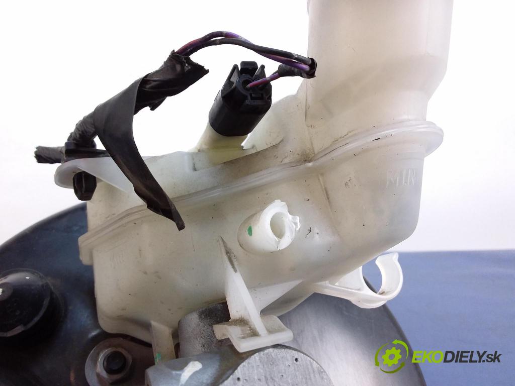 Mitsubishi Outlander 2014 servo Brzdní: 4680A239