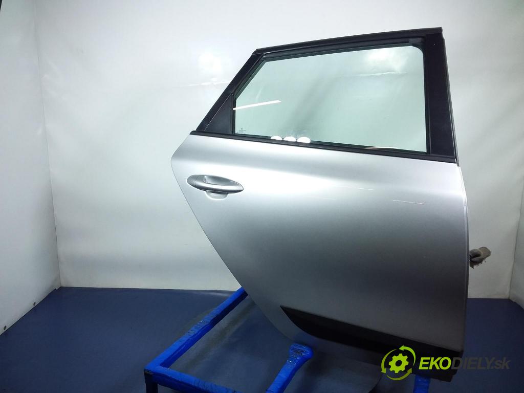 Kia Ceed 2014 dvere zad pravé