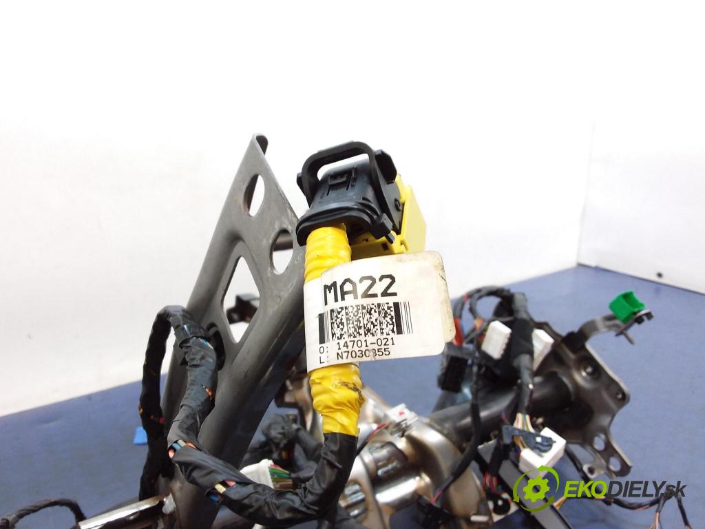 Kia Ceed 2014 kokpit,pristrojová doska 84410-A2000