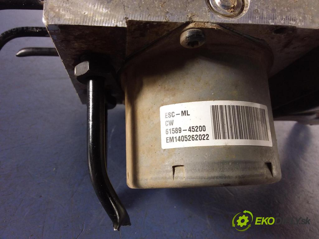 Kia Ceed 2014 čerpadlo ABS x 61589-45200