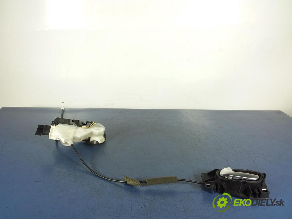 Peugeot 508 2011 zámek dveře před Levý: A02522