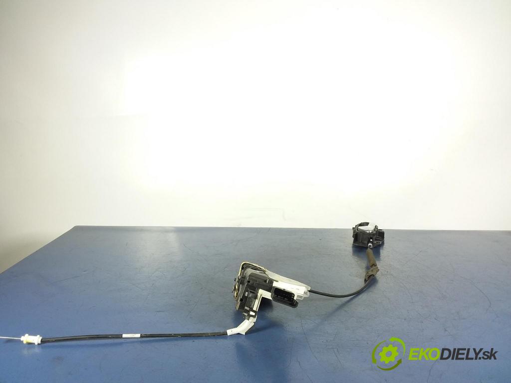 Peugeot 508 2011 zámek dveře před Levý: A02522