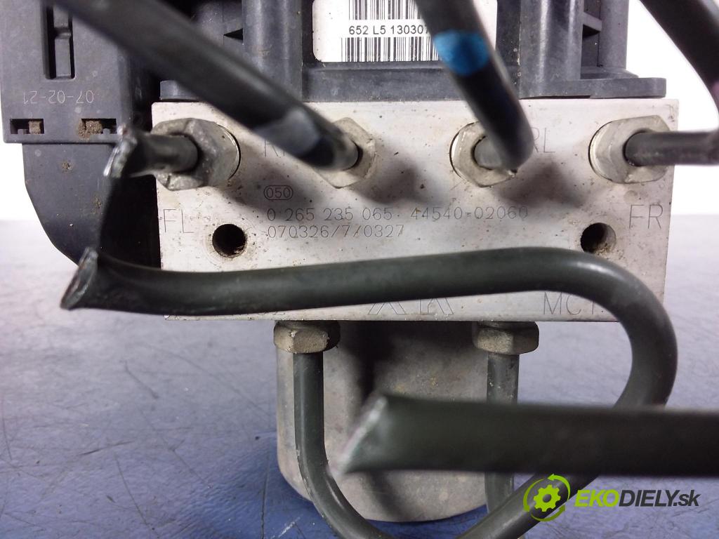 Toyota Auris 2007 čerpadlo ABS x 0265950512