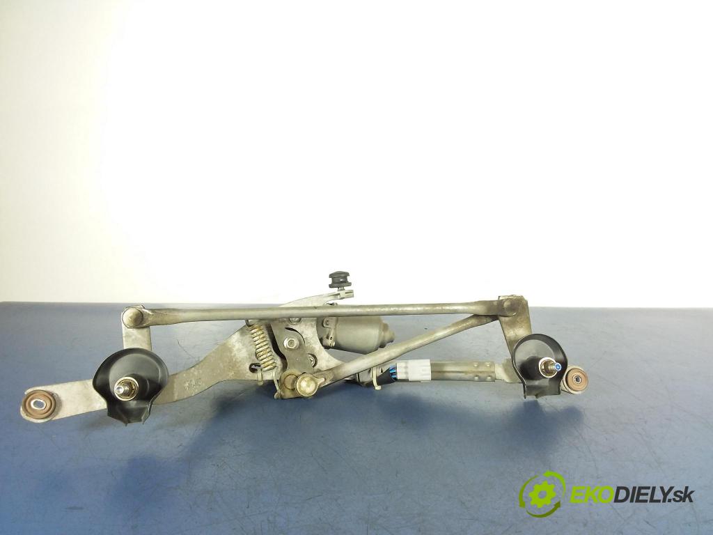 Toyota Auris 2007 mechanizmus motor: Stierače: Predné 85110-02190