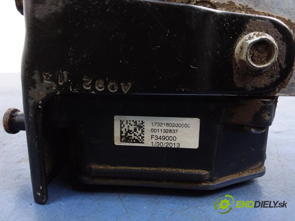 Jeep Grand cherokee 2013 čerpadlo ABS x 04779975AL