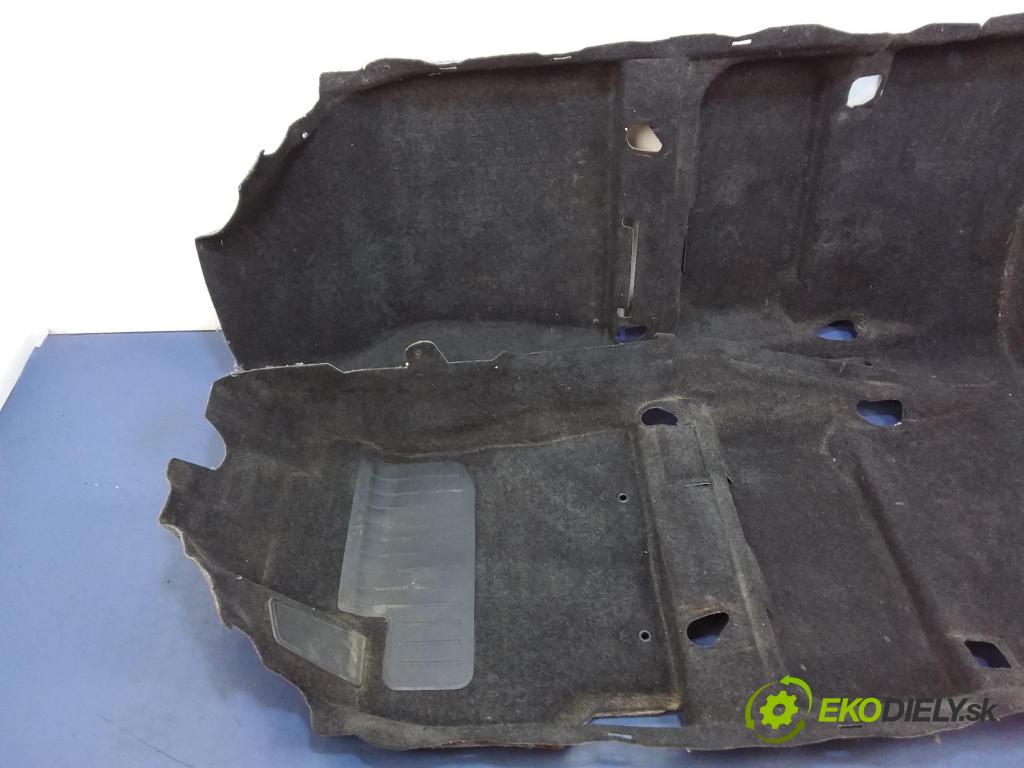 Toyota Corolla 2008 koberec do auta