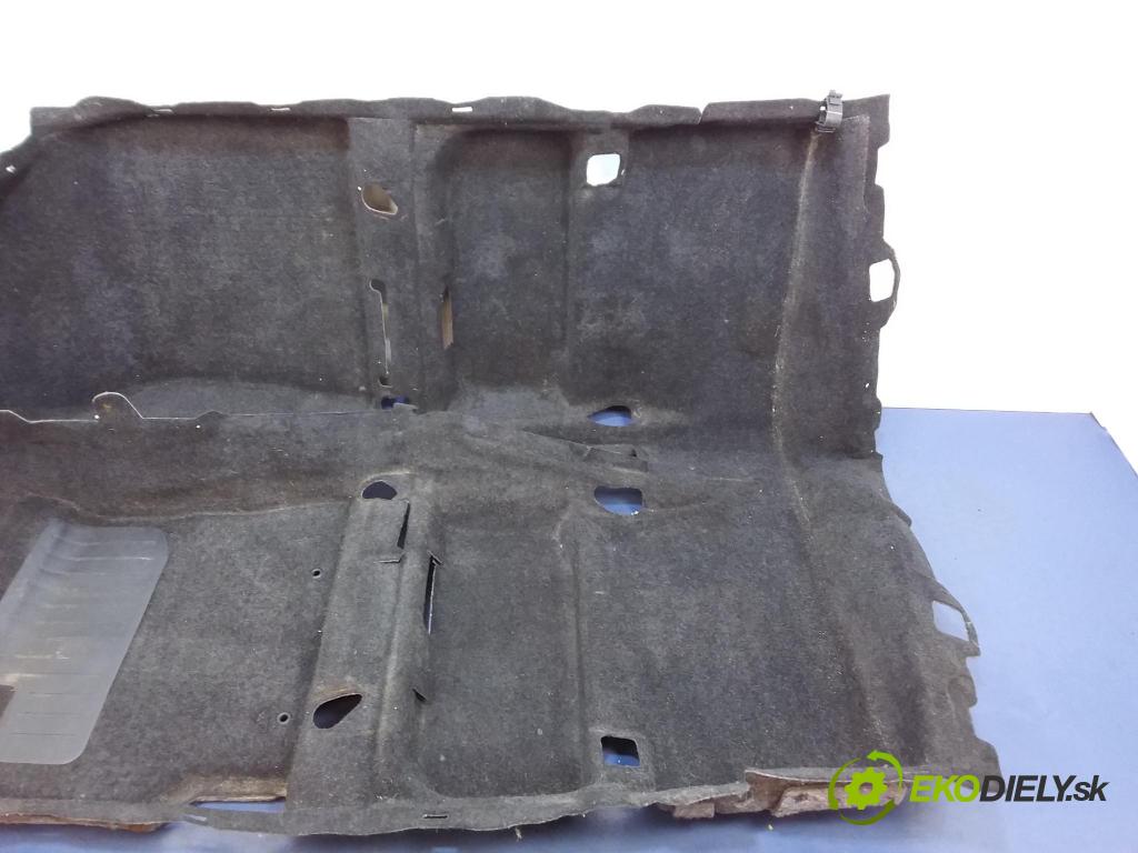 Toyota Corolla 2008 koberec do auta