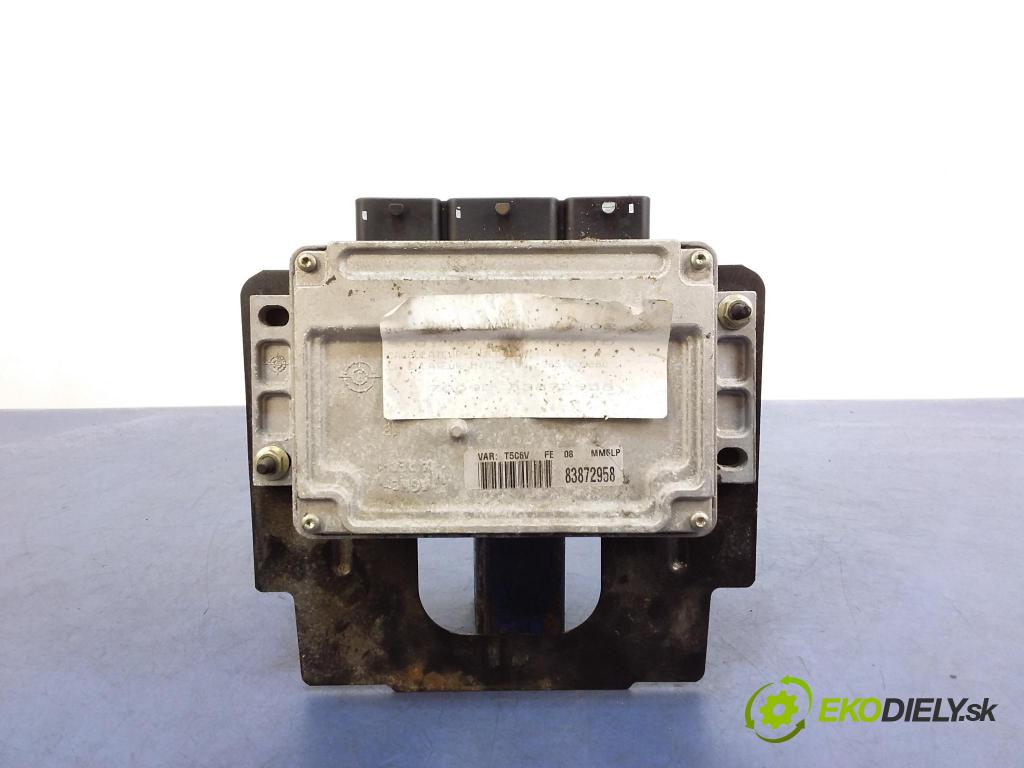 Peugeot 307 2004 riadiaca jednotka Motor: 9657009280