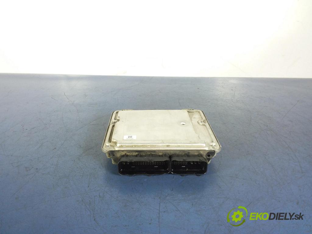 Toyota Auris 2009 riadiaca jednotka Motor: 89661-02E10