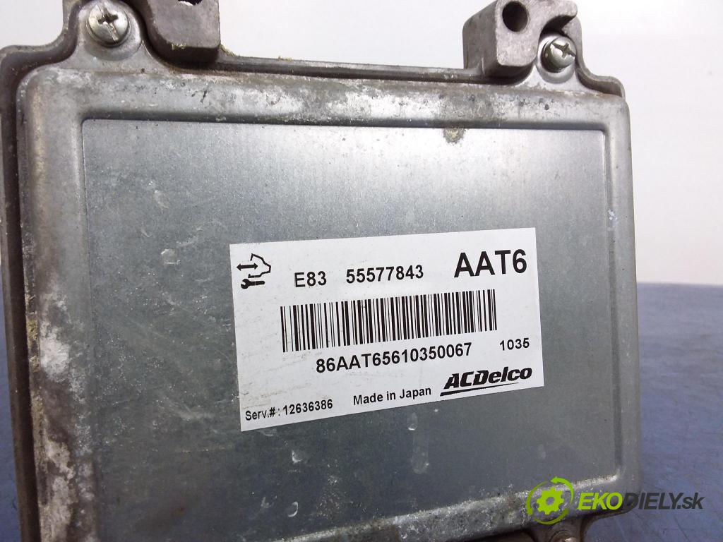Opel Corsa 2011 riadiaca jednotka Motor: 55577843