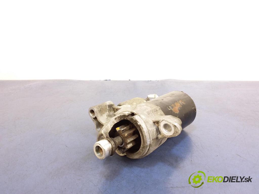 Audi A4 2009 štartér 06H911021A