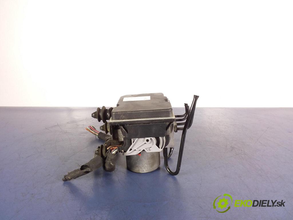 Audi A4 2009 čerpadlo ABS x 8K0907379AL