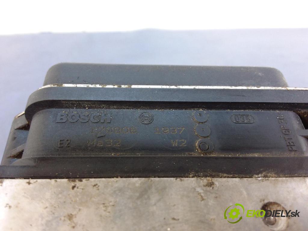 Opel Meriva 2006 čerpadlo ABS x 13212935