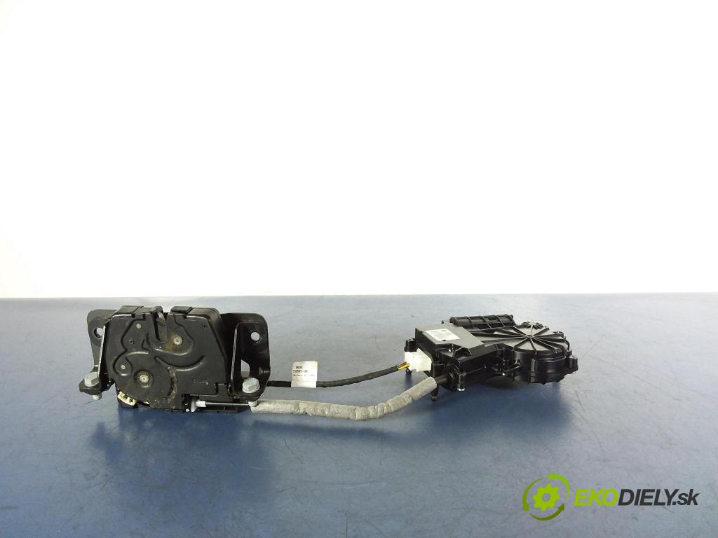 Bmw Seria 5 2010 zámek Klapky: kufr 912935