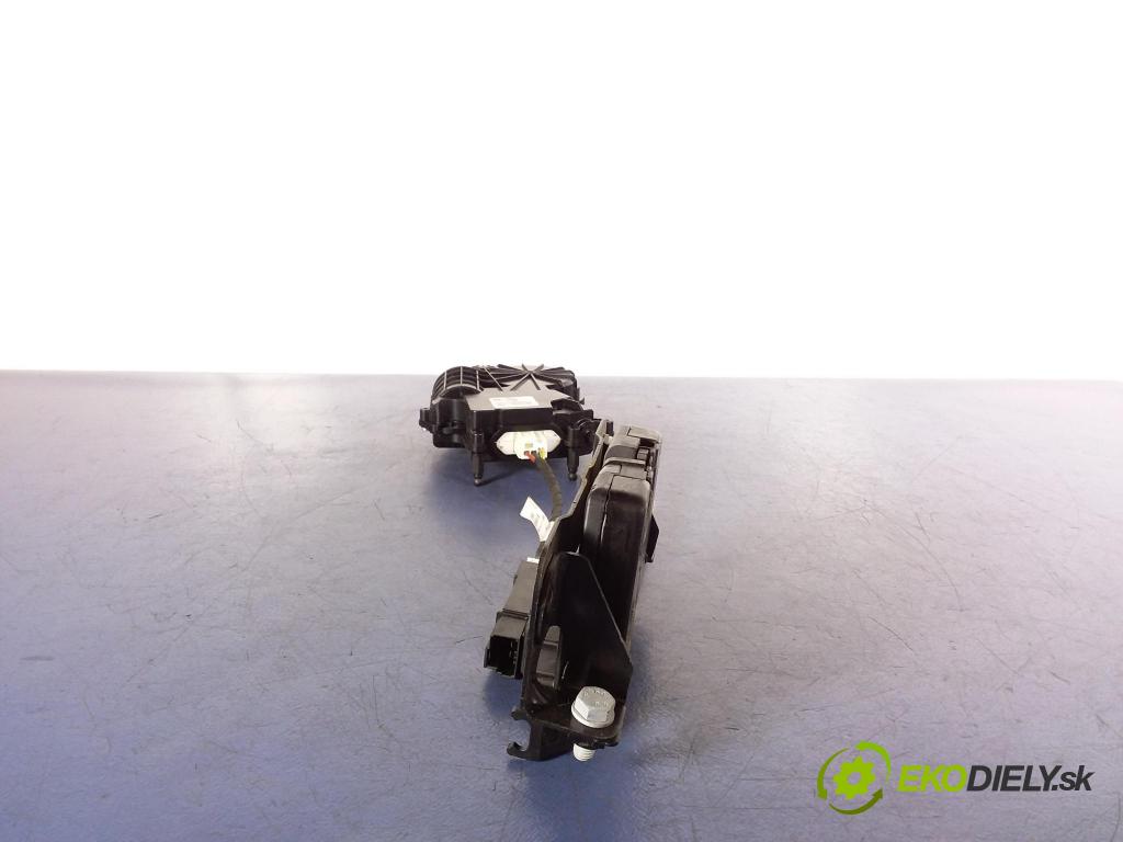 Bmw Seria 5 2010 zámek Klapky: kufr 912935