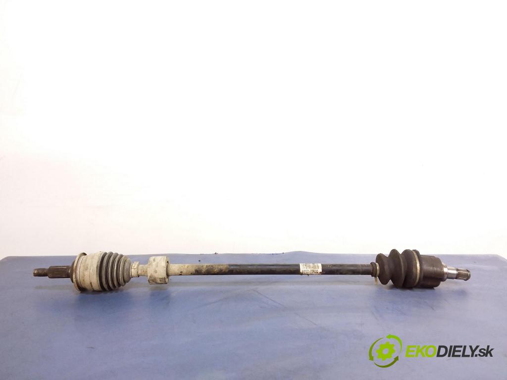 Suzuki Swift 2008 poloos Prava: Predné 44101-72K00