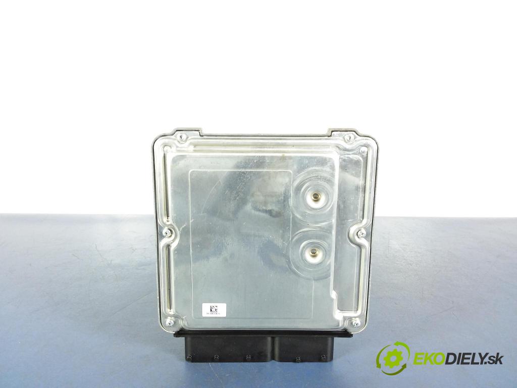 Audi A4 2012 riadiaca jednotka Motor: 8K5907115F