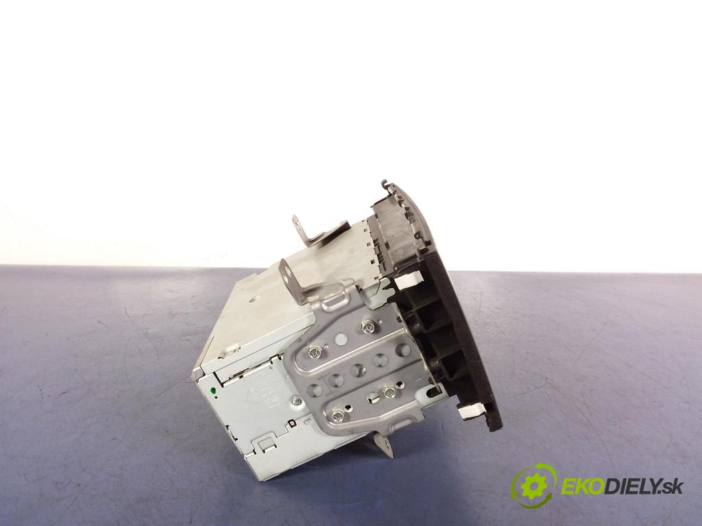 Honda CR-V 2007 Radio I Navigácia: 39541-SWA-E010-M