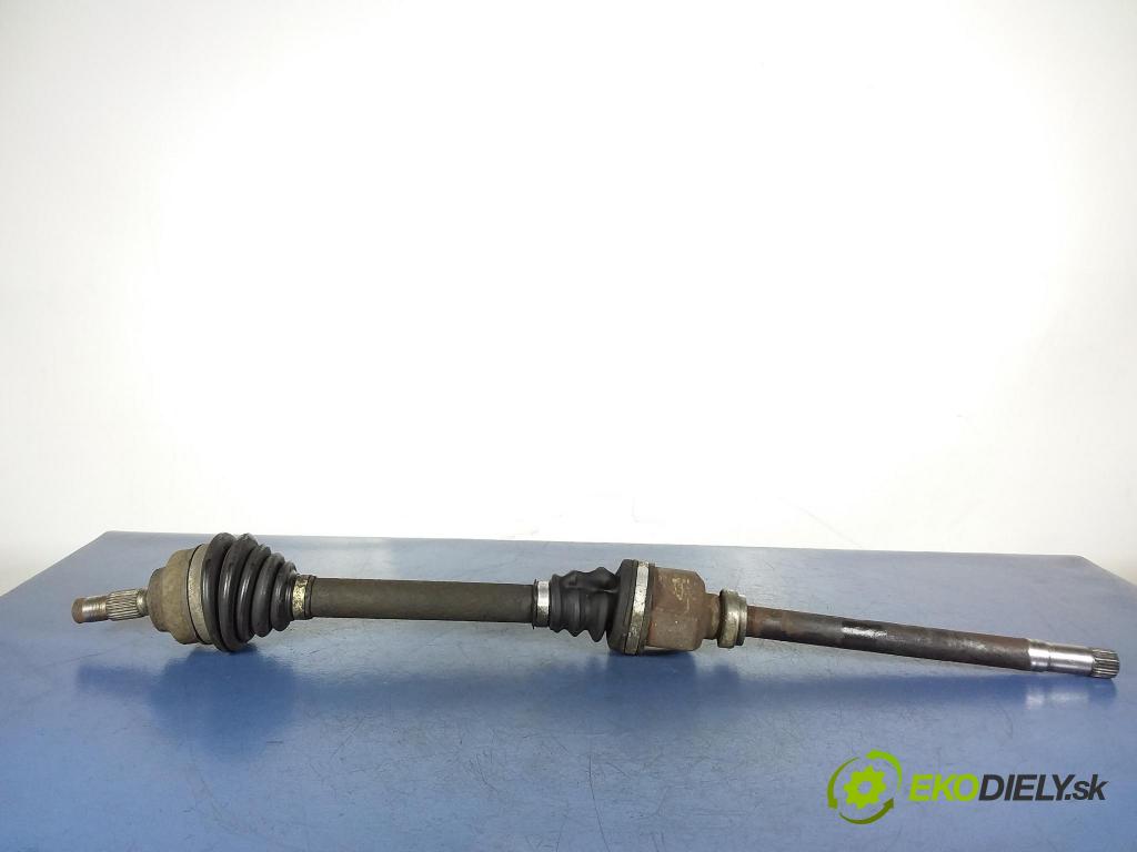 Citroen C4 2006 poloos Prava: Predné