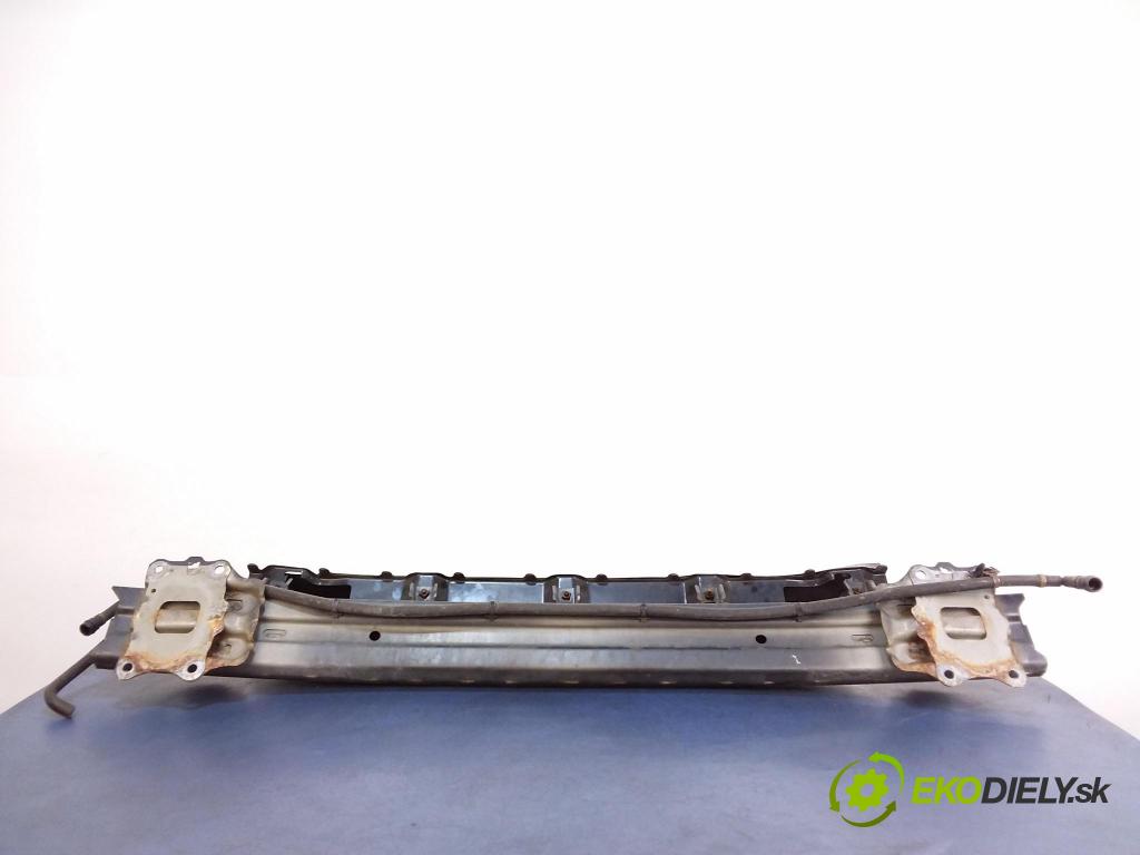 Subaru Forester 2009 výztuha narazník před 